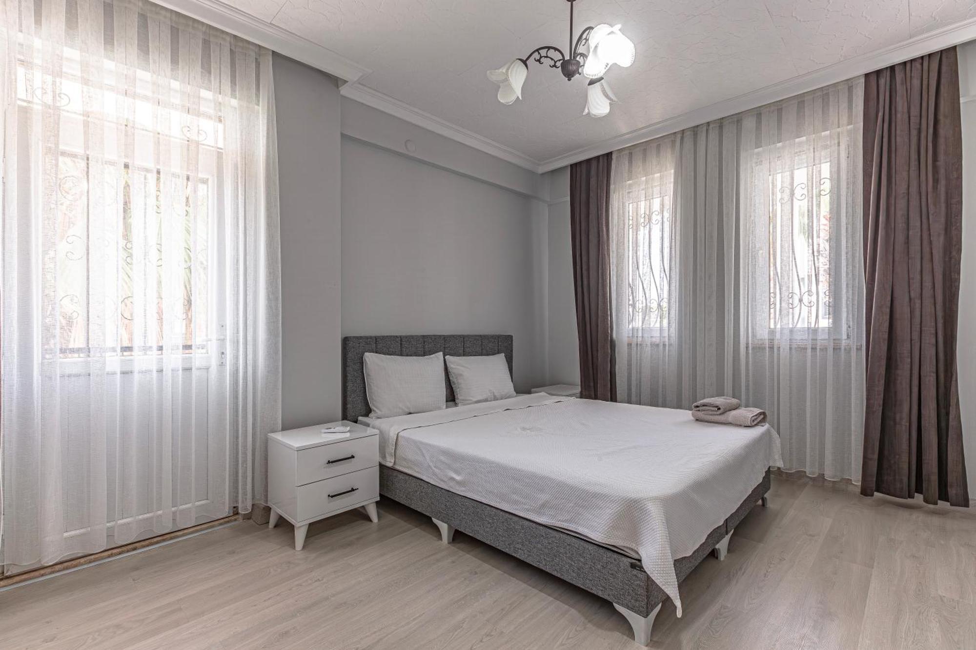 Villa Near By The Land Of Legends , Private Garden , Stone